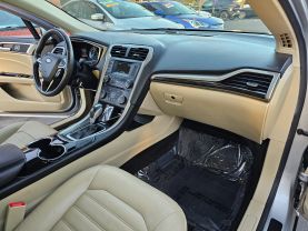 2015 FORD FUSION SEDAN 4-CYL, HYBRID, 2.0 LITER SE HYBRID SEDAN 4D