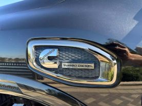 2017 NISSAN TITAN XD CREW CAB PICKUP V8, TURBO DIESEL, 5.0L PRO-4X PICKUP 4D 6 1/2 FT