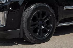2017 CADILLAC ESCALADE ESV SUV V8, 6.2 LITER LUXURY SPORT UTILITY 4D