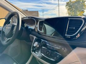 2023 CHRYSLER PACIFICA VAN V6, 3.6 LITER LIMITED VAN 4D