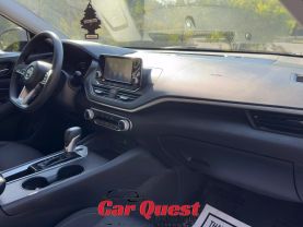 2022 Nissan Altima - Image 17