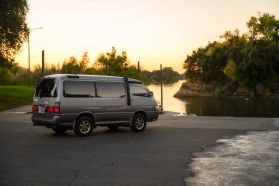 1996 TOYOTA HIACE VAN 1KZ-TE SUPER CUSTOM LIMITED