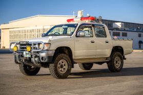 1998 TOYOTA HILUX SPORTS PICKUP TRUCK 2L-TE -