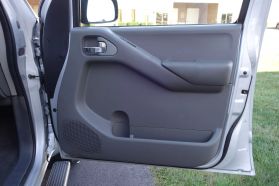 2012 NISSAN FRONTIER CREW CAB PICKUP V6, 4.0 LITER SV PICKUP 4D 5 FT