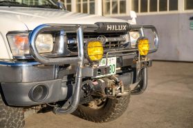 1998 TOYOTA HILUX SPORTS PICKUP TRUCK 2L-TE -