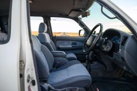 1998 TOYOTA HILUX SPORTS PICKUP TRUCK 2L-TE -