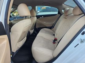2013 HYUNDAI SONATA SEDAN 4-CYL, 2.4 LITER GLS SEDAN 4D