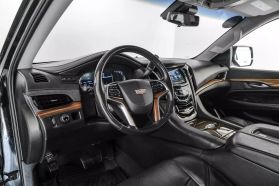 2017 CADILLAC ESCALADE ESV SUV V8, 6.2 LITER LUXURY SPORT UTILITY 4D