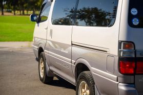 1996 TOYOTA HIACE VAN 1KZ-TE SUPER CUSTOM LIMITED