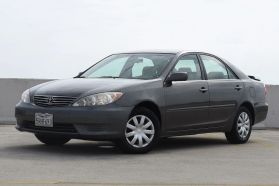 2005 TOYOTA CAMRY SEDAN 4-CYL, 2.4 LITER LE SEDAN 4D