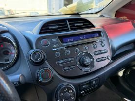 2012 HONDA FIT