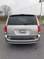 2015 Dodge Grand Caravan Passenger Se Minivan 4d - Image 4