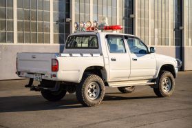 1998 TOYOTA HILUX SPORTS PICKUP TRUCK 2L-TE -