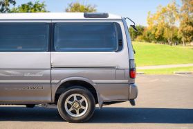 1996 TOYOTA HIACE VAN 1KZ-TE SUPER CUSTOM LIMITED