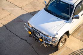 1998 TOYOTA HILUX SPORTS PICKUP TRUCK 2L-TE -