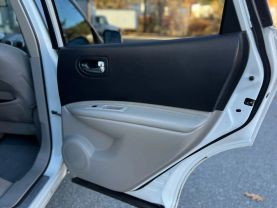 2012 NISSAN ROGUE SUV 4-CYL, 2.5 LITER SV W/SL PKG SPORT UTILITY 4D