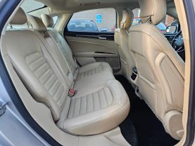 2015 FORD FUSION SEDAN 4-CYL, HYBRID, 2.0 LITER SE HYBRID SEDAN 4D