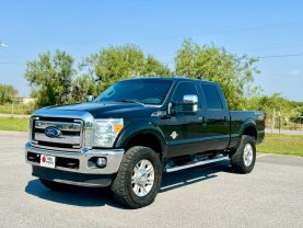 2015 FORD F250 SUPER DUTY CREW CAB PICKUP V8, TURBO DSL, 6.7L LARIAT PICKUP 4D 6 3/4 FT