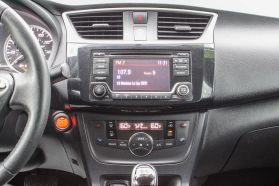 2018 Nissan Sentra - Image 15