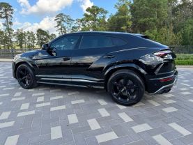 2019 LAMBORGHINI URUS SUV V8, TWIN TURBO, 4.0 LITER SPORT UTILITY 4D