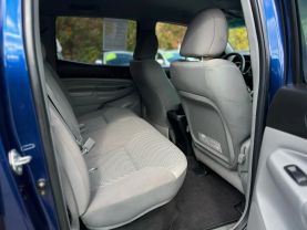 2015 TOYOTA TACOMA DOUBLE CAB PICKUP V6, 4.0 LITER PICKUP 4D 6 FT