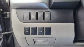 2016 Toyota Highlander Limited Sport Utility 4d - Image 17