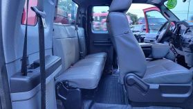 2015 Ford F350 Super Duty Super Cab Xl Utility Body 4x4 - Image 22