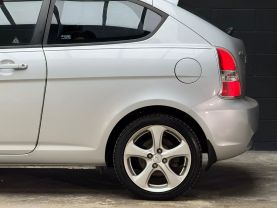 2007 HYUNDAI ACCENT HATCHBACK 4-CYL, 1.6 LITER SE HATCHBACK 2D