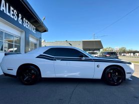 2017 DODGE CHALLENGER COUPE V8, HEMI, MDS, 6.4 LITER R/T SCAT PACK COUPE 2D