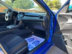 2019 Honda Civic - Image 16