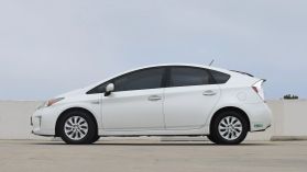 2013 TOYOTA PRIUS PLUG-IN HYBRID HATCHBACK 4-CYL, HYBRID, 1.8 LITER ADVANCED HATCHBACK 4D