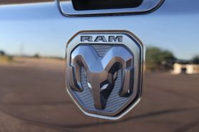 2019 RAM 1500 CREW CAB PICKUP V8, HEMI, 5.7 LITER REBEL PICKUP 4D 5 1/2 FT