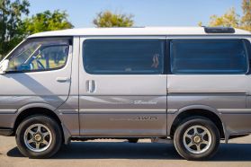 1996 TOYOTA HIACE VAN 1KZ-TE SUPER CUSTOM LIMITED
