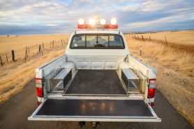 1998 TOYOTA HILUX SPORTS PICKUP TRUCK 2L-TE -