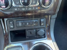 2017 CHEVROLET TRAVERSE SUV V6, 3.6 LITER PREMIER SPORT UTILITY 4D