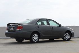 2005 TOYOTA CAMRY SEDAN 4-CYL, 2.4 LITER LE SEDAN 4D
