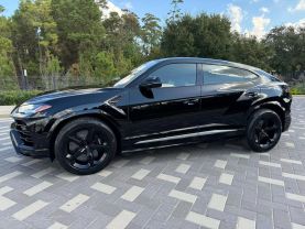 2019 LAMBORGHINI URUS SUV V8, TWIN TURBO, 4.0 LITER SPORT UTILITY 4D