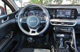 2022 KIA K5