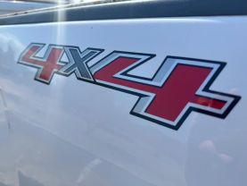 2016 CHEVROLET SILVERADO 2500 HD CREW CAB PICKUP V8, TURBO DIESEL, 6.6 LITER WORK TRUCK PICKUP 4D 8 FT