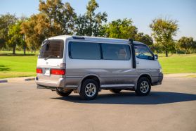1996 TOYOTA HIACE VAN 1KZ-TE SUPER CUSTOM LIMITED