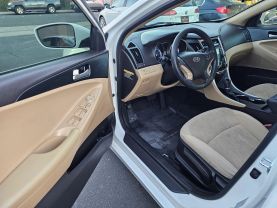 2013 HYUNDAI SONATA SEDAN 4-CYL, 2.4 LITER GLS SEDAN 4D