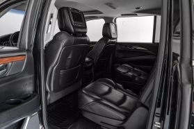 2017 CADILLAC ESCALADE ESV SUV V8, 6.2 LITER LUXURY SPORT UTILITY 4D