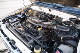 1998 TOYOTA HILUX SPORTS PICKUP TRUCK 2L-TE -
