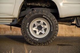 1998 TOYOTA HILUX SPORTS PICKUP TRUCK 2L-TE -
