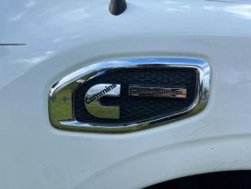 2017 NISSAN TITAN XD CREW CAB PICKUP V8, TURBO DIESEL, 5.0L S PICKUP 4D 6 1/2 FT