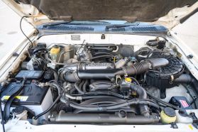 1998 TOYOTA HILUX SPORTS PICKUP TRUCK 2L-TE -