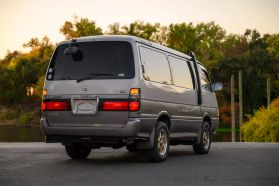 1996 TOYOTA HIACE VAN 1KZ-TE SUPER CUSTOM LIMITED
