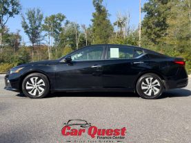 2022 Nissan Altima - Image 4