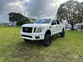 2017 NISSAN TITAN XD CREW CAB PICKUP V8, TURBO DIESEL, 5.0L S PICKUP 4D 6 1/2 FT