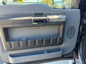 2015 FORD F250 SUPER DUTY CREW CAB PICKUP V8, TURBO DSL, 6.7L XLT PICKUP 4D 6 3/4 FT at T&T Repairables - used car dealership in Spencer, Indiana.